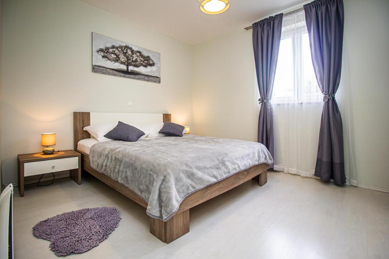 Vila Rozarija Trogir Exterior photo